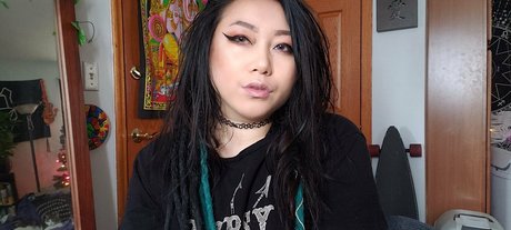 ebony lesbian onlyfans adult glimpse