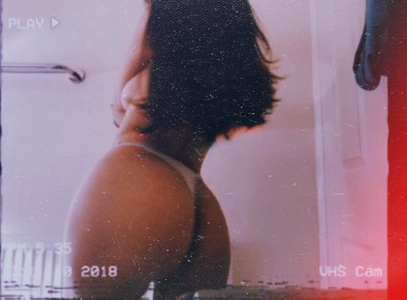 arab curvy onlyfans nudes render