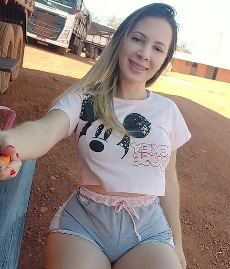 Aline FUtcher Ouriques onlyfans archive