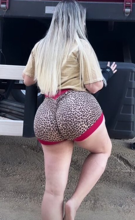 Aline FUtcher Ouriques onlyfans sex leaked