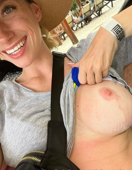 wildkateefree onlyfans topless