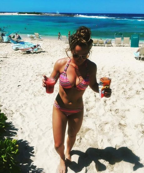 Taylor Altom only fans nude leaks