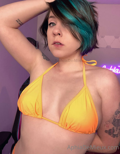 aphiademieuxpublic onlyfans pics nude