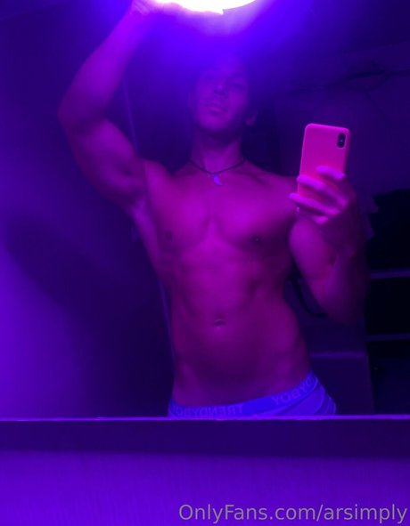 arsimply onlyfans model