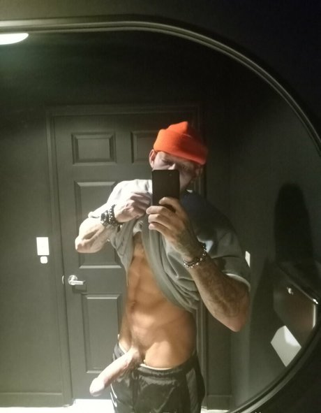 mikemann onlyfans explicit content