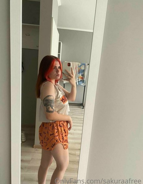 sakuraafree onlyfans model photo