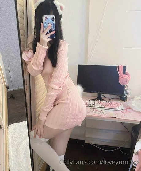 loveyumixxx onlyfans model photos