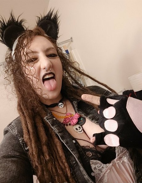 milkybaby94 onlyfans sextape