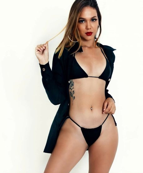 Nicole Francinni onlyfans sextape