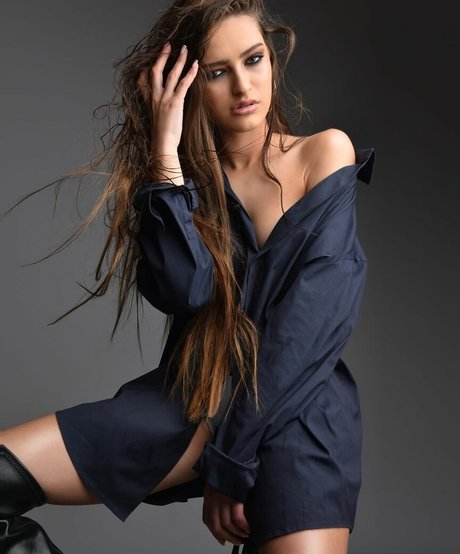 Emily Kuper sex onlyfans