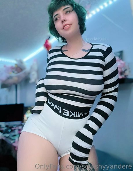 squishyyandere only fans photos