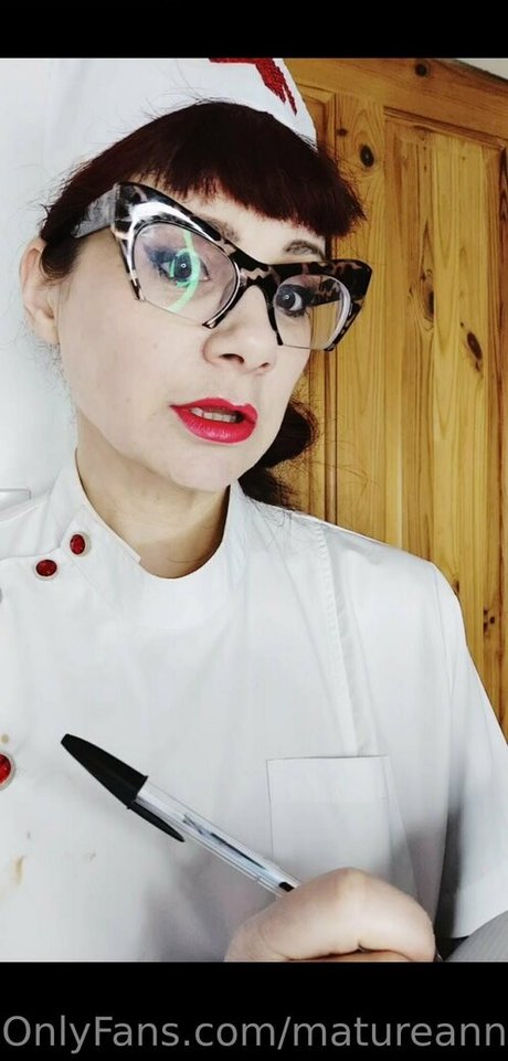 matureanna desnuda onlyfans