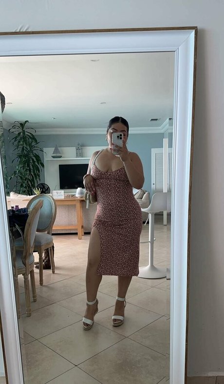 TinyDulce onlyfans content