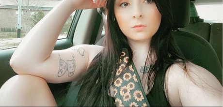 Destiny Wachter onlyfans leaks