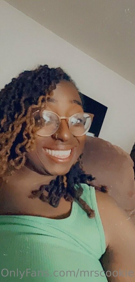 mrscookie boobs onlyfans
