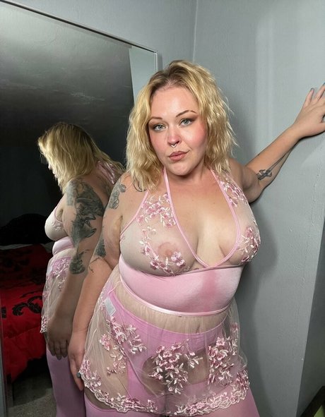 mcjigglezzz boobs onlyfans