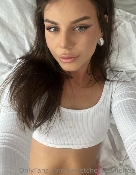 sweetcheeksjuliefree naked onlyfans