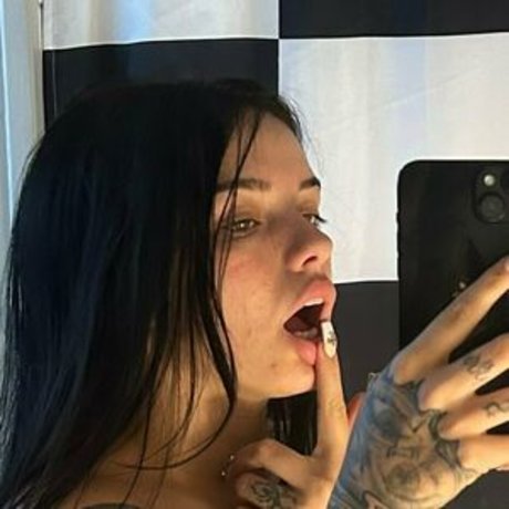 lolaslands onlyfans leak ass