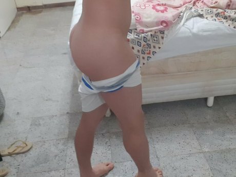 naughty wolves onlyfans strip tease