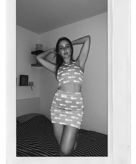 Effy Palarya nude onlyfans porn