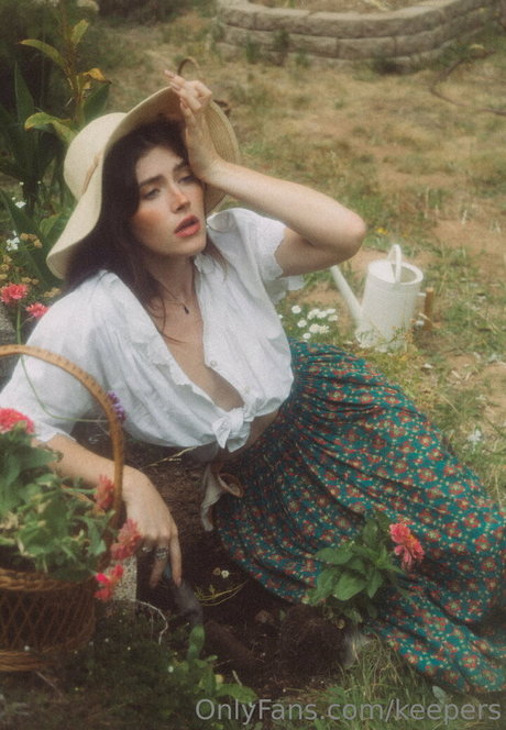 busty blonde onlyfans sexy naked shots