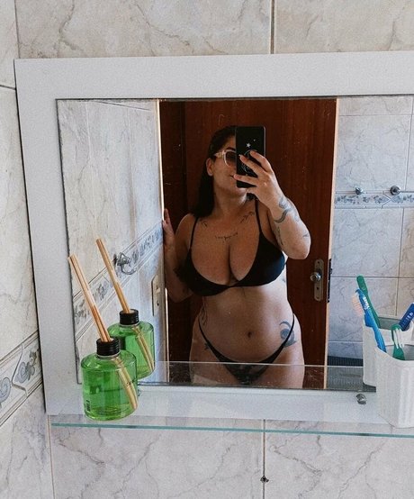 Kennya Raposo only fans free