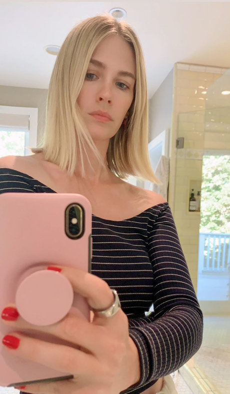 January Jones onlyfans leaks sex