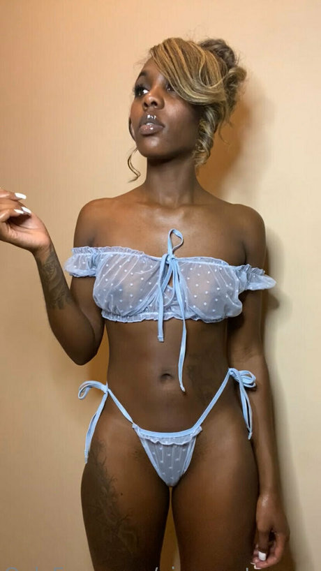 vipsweetonyxx new onlyfans leaks