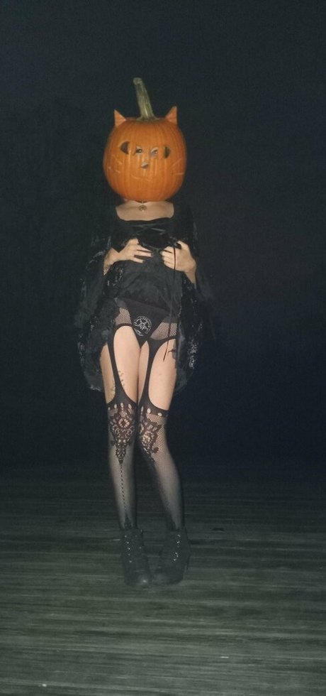 modernmorticia porn onlyfans leaks