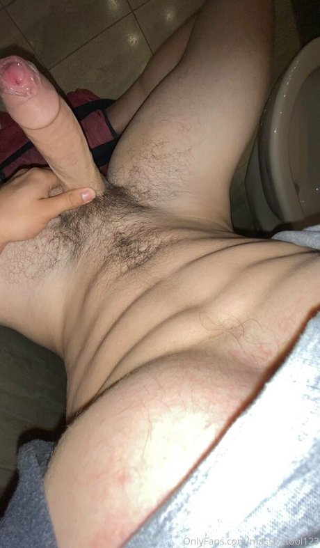 massivetool123 naked on onlyfans