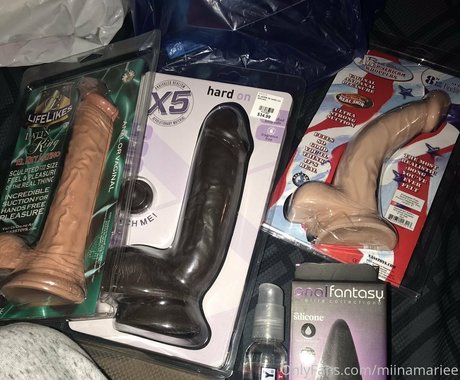 miinamariee onlyfans striptease