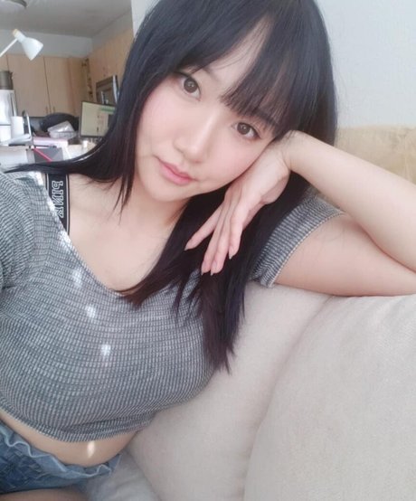 Aria Saki onlyfans fuck