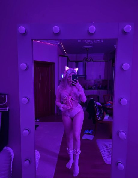 Sveta Sollar onlyfans leaks nude