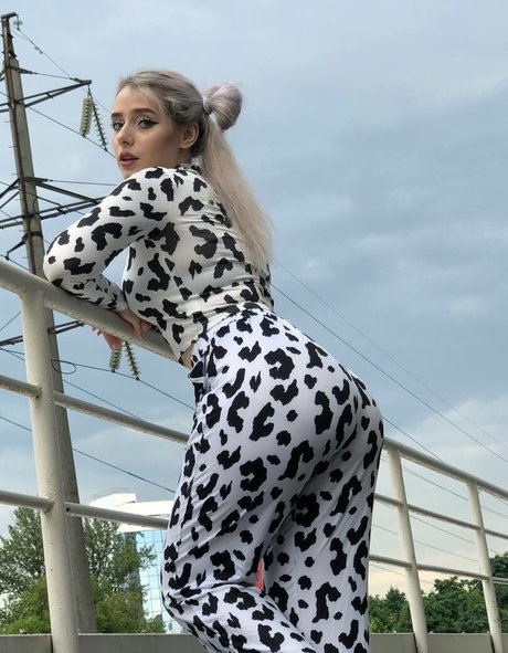 Sveta Sollar onlyfans