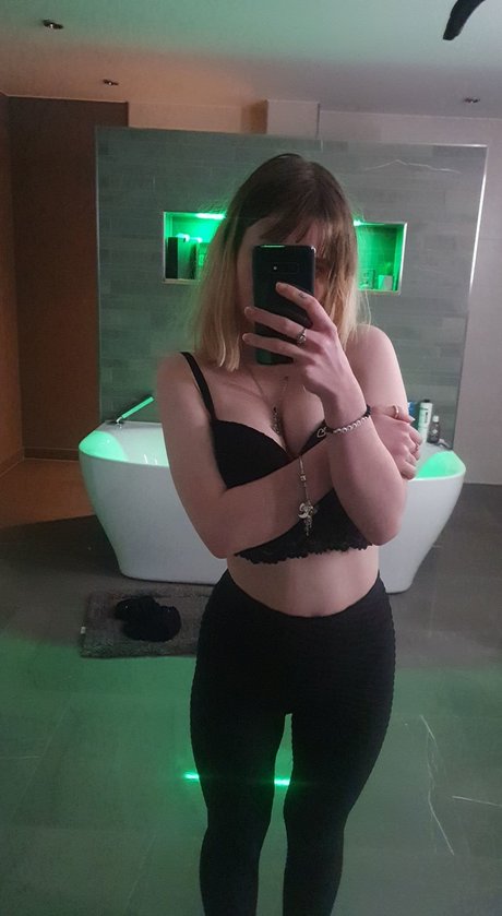 Saskia onlyfans pics leaked