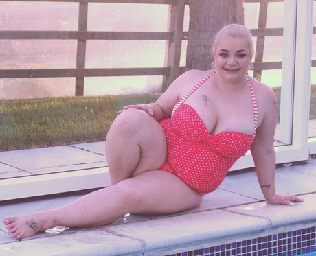 u33853741 onlyfans strip