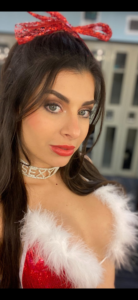 Goddess Sarina Siren onlyfans sexy