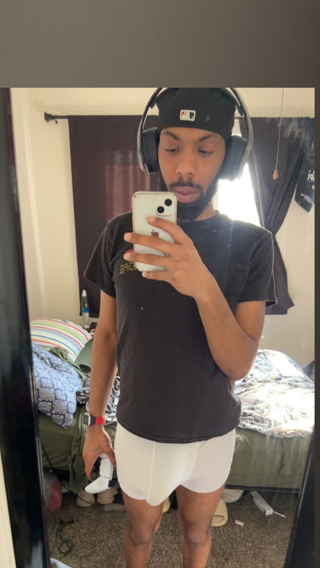 Saquan Davis onlyfans leakes