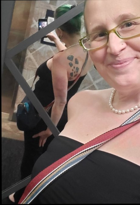 Sapphire Nicci onlyfans pics leaked