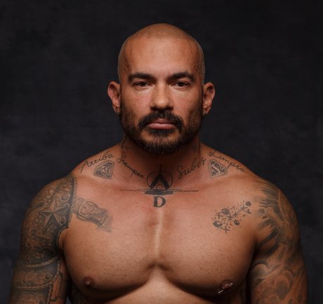 Santi Noguera onlyfans hot