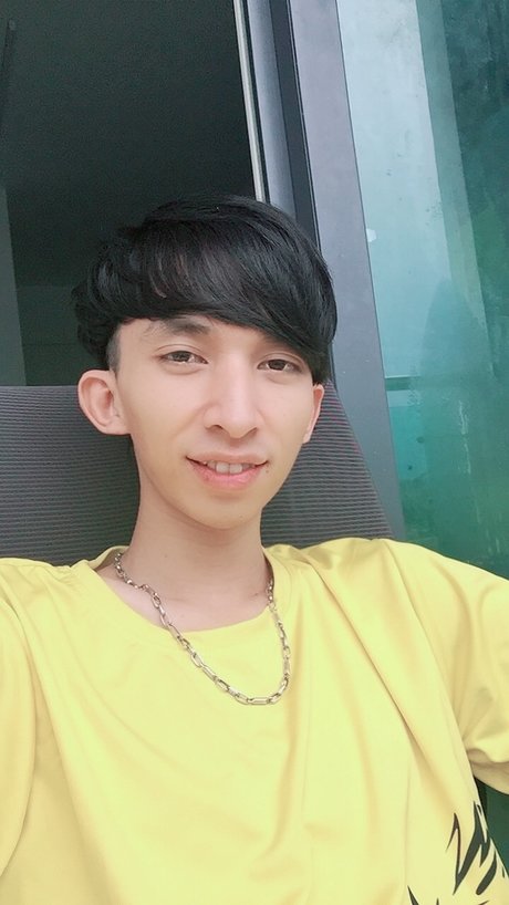 Sang Truong onlyfans images