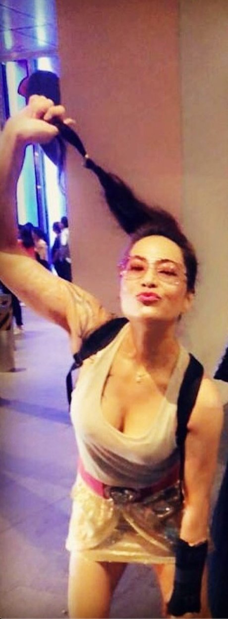 Sandra Holstad onlyfans model photos