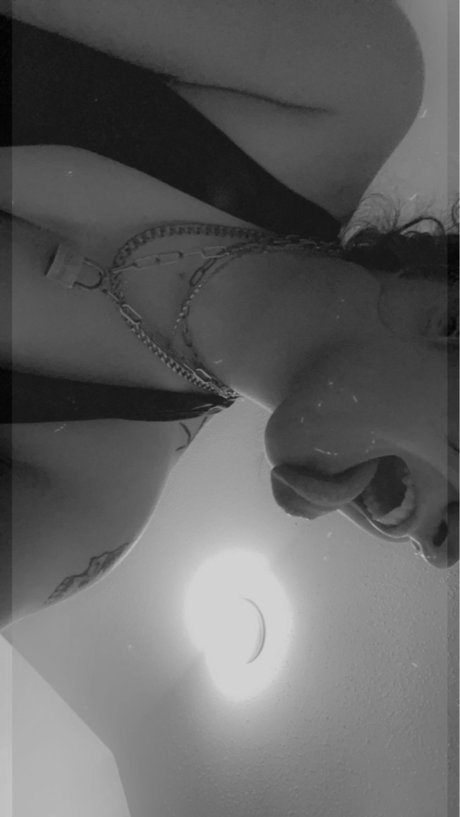 Sanoma onlyfans explicit content