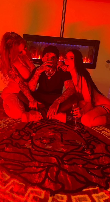 Sxndhxlp onlyfans sexy