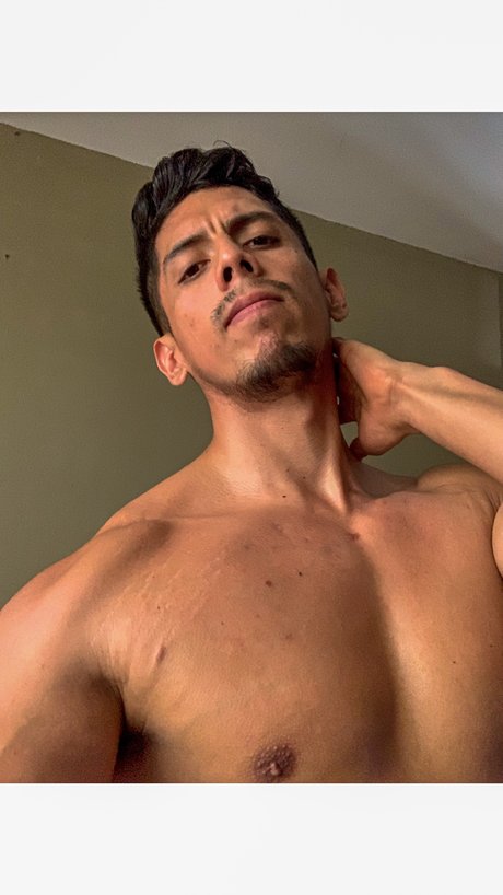 Eduardo Slayer onlyfans naked