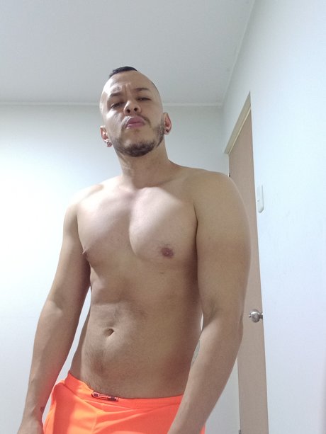 Samuel Alcal_ hot onlyfans