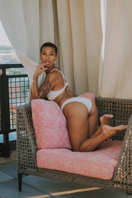 Move Me nsfw onlyfans