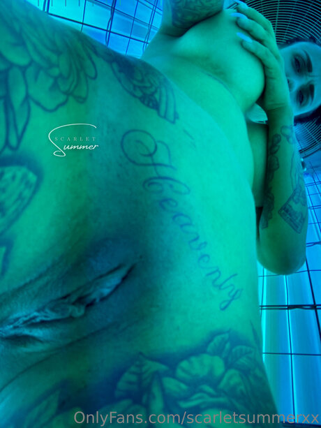 Scarlet Summer onlyfans fotos