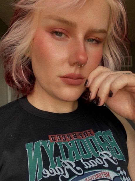 SAYLOR_ only fans leaks