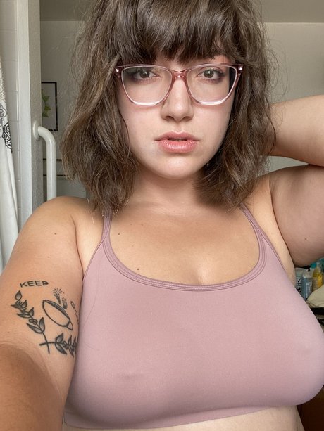 Savannah Rex onlyfans ass